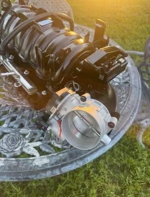 6.4/ 5.7 hemi ram truck intake manifold 6.4/ 5.7 hemi ram truck intake manifold