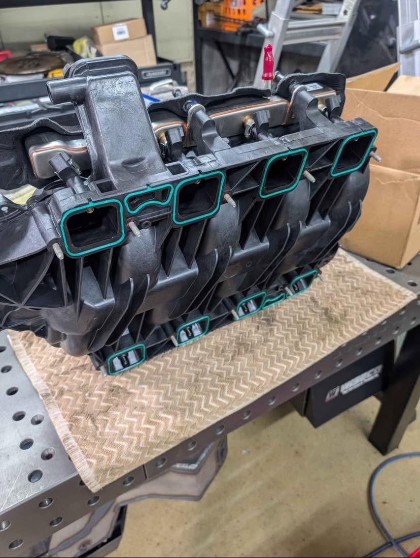 392 scat pack intake manifold (new) 392 scat pack intake manifold (new)