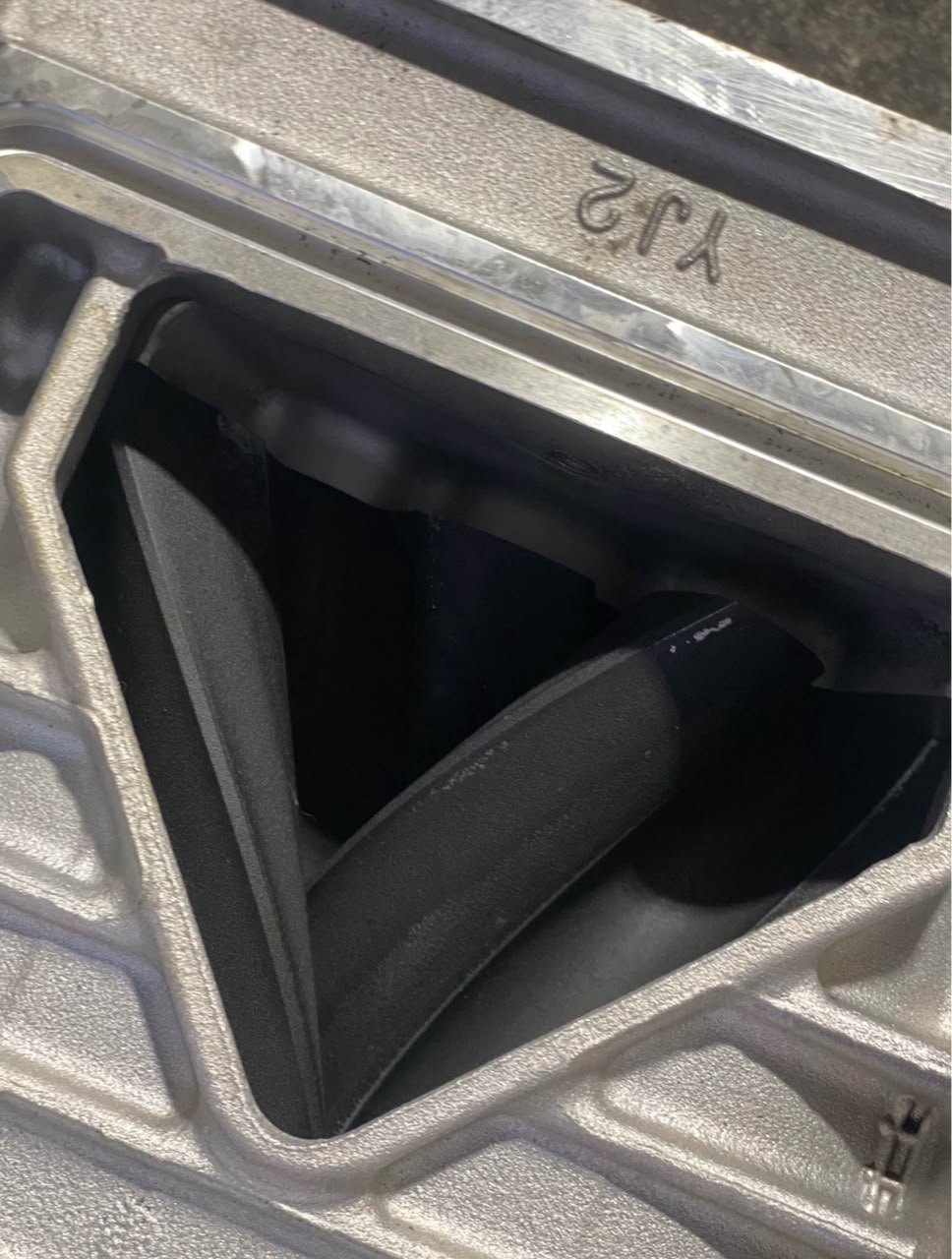 lsa supercharger kit – new blower, cts v lid, injectors, fuel rails & complete accessory setup lsa supercharger kit – new blower, cts v lid, injectors, fuel rails & complete accessory setup